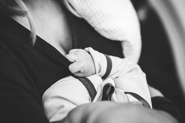 Breastfeeding Essentials: What Do You Really Need?