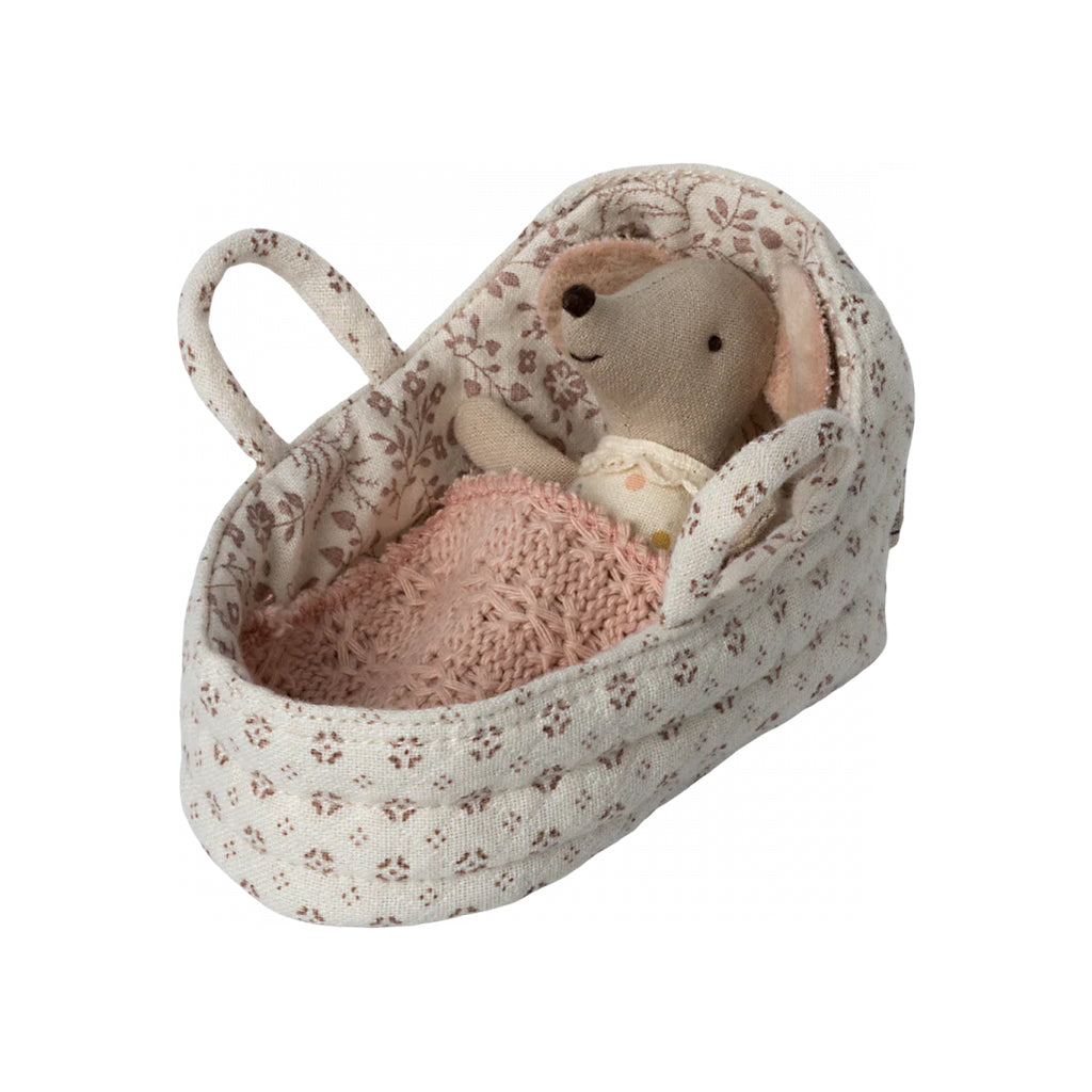 maileg mice baby carry cot