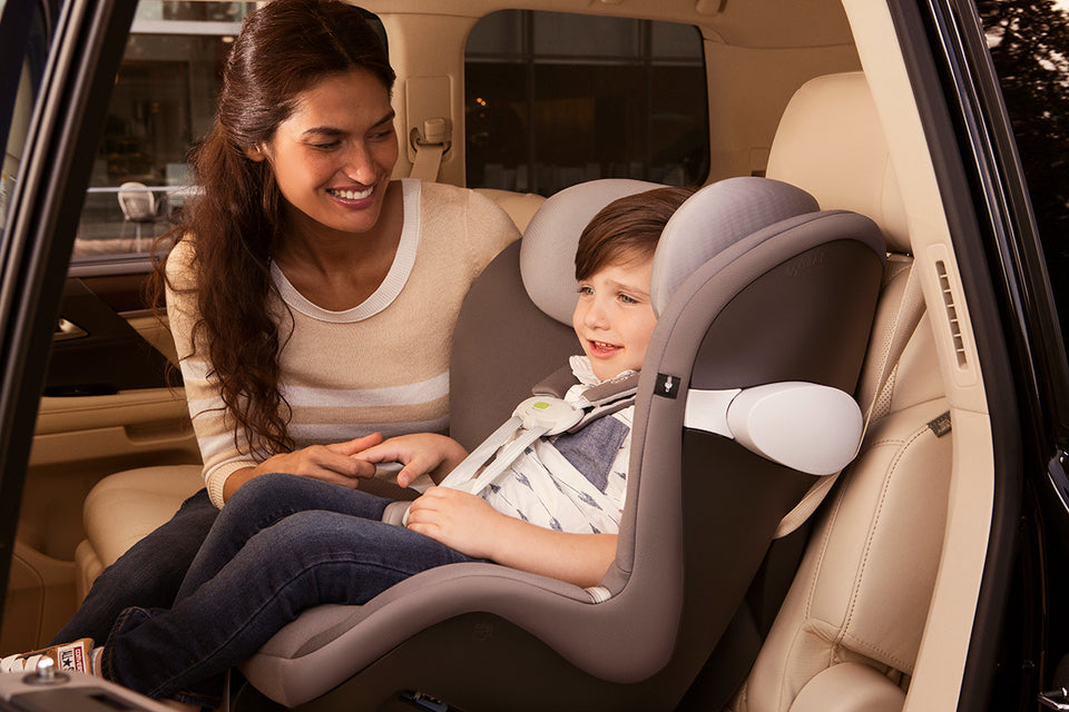 Choosing the Right Rotating Car Seat for Your Family