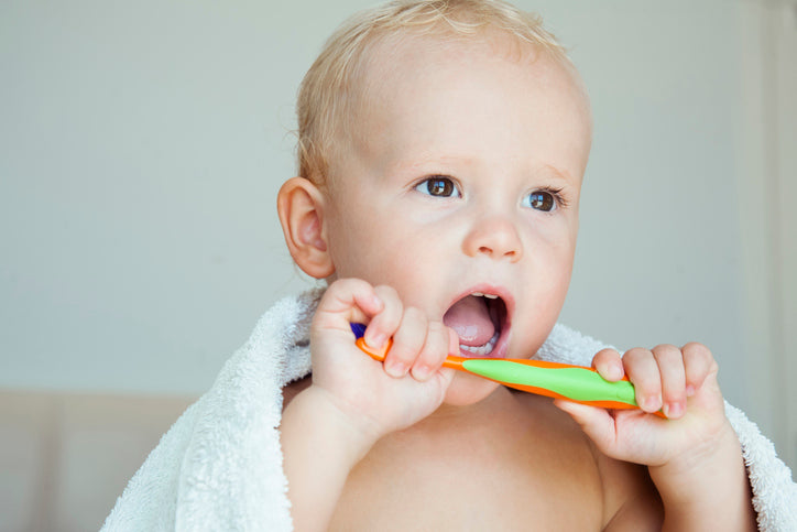 Brushing Baby's Teeth: When & How to Start