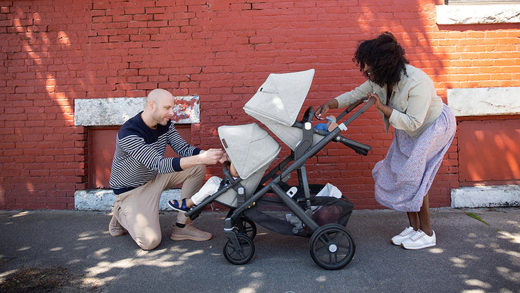 Parents Talk to Babies Sitting in RumbleSeats on UPPAbaby VISTA Double Stroller