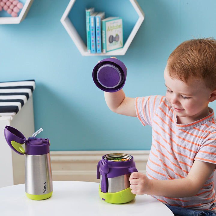 b.box child opening up passion splash insulated food jar