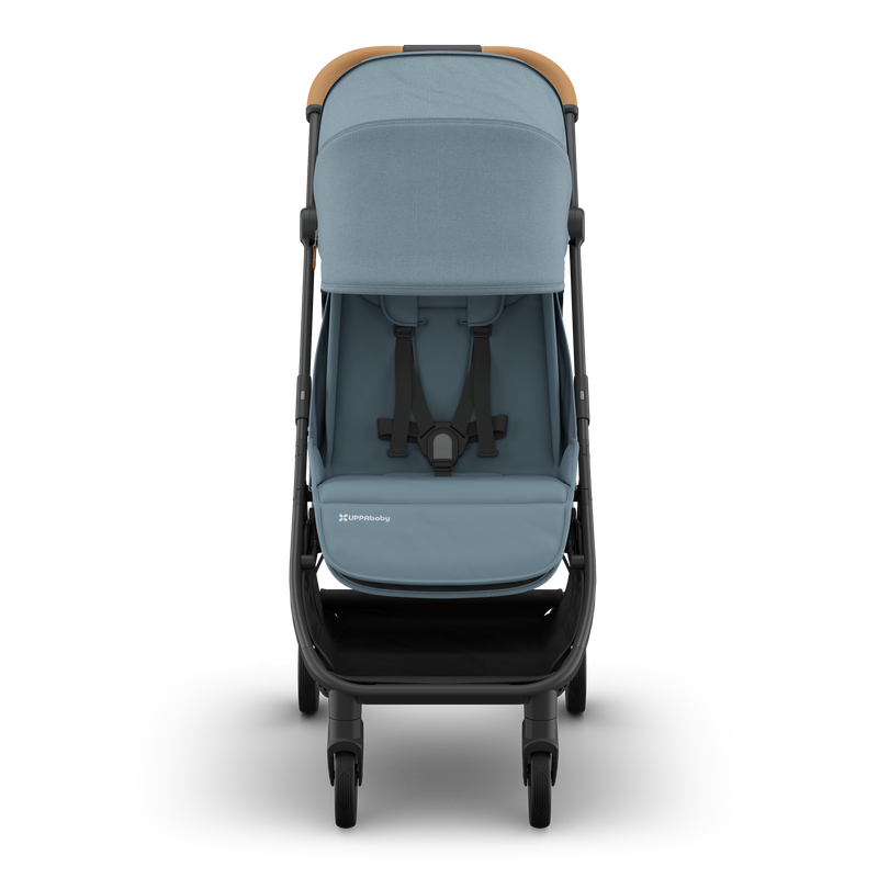 Stay sun-protected with the UPPAbaby Minu V3 in Dillan, featuring an extendable sunshade.