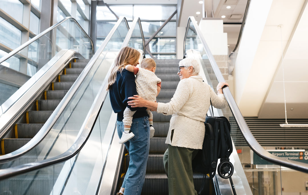 UPPAbaby Minu V3 Jake, sleek and stylish, designed for convenience during every stroll.