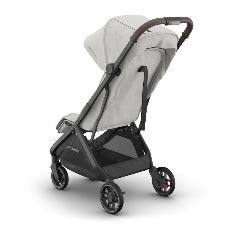 UPPAbaby Minu V3 Savannah Ð lightweight stroller with sunshade for added protection.