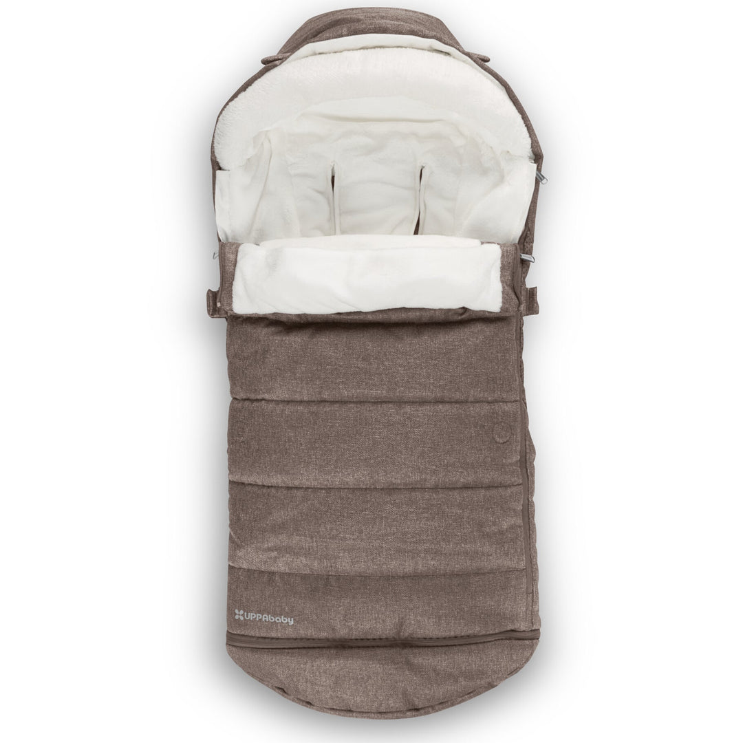 Enjoy cold-weather comfort with the UPPAbaby CozyGanoosh in Owen, a soft baby footmuff for stroller rides.