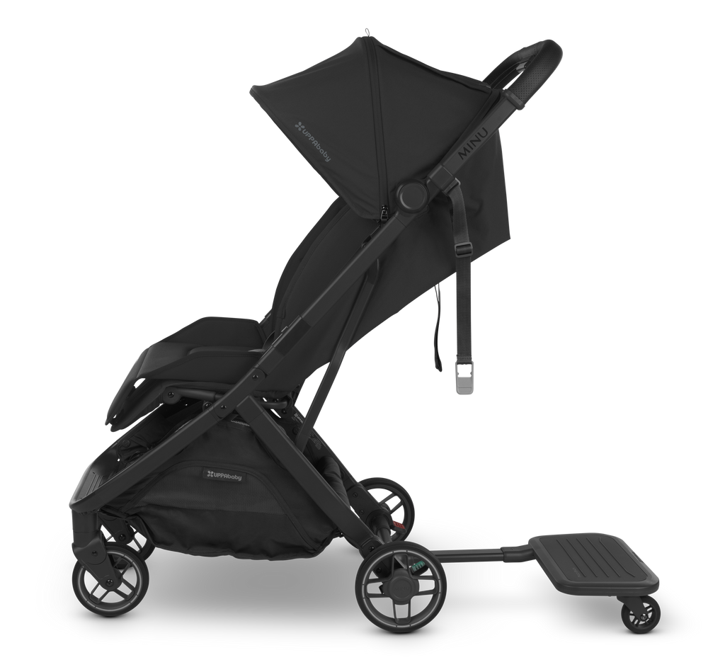 With the UPPAbaby Minu V3 in Magic Black, this lightweight stroller is perfect for everyday use.