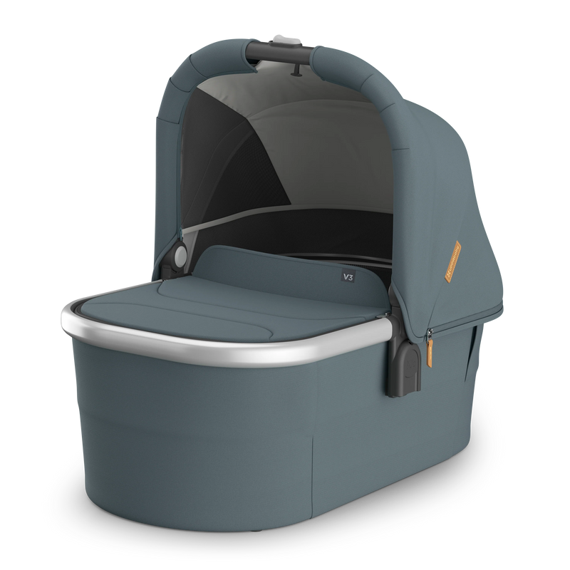 Uppababy bassinet V3 in Callum blue