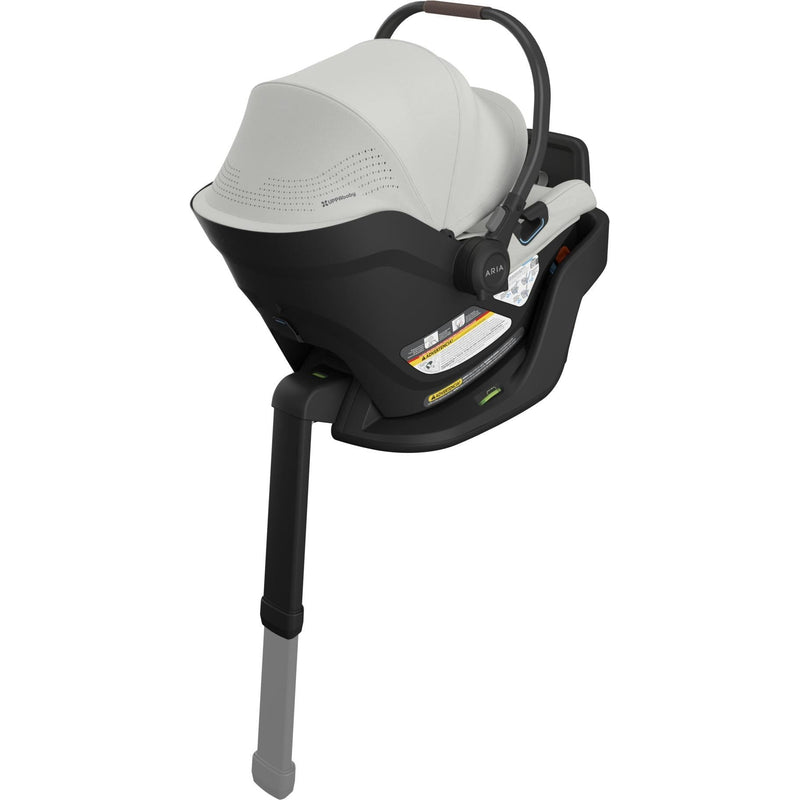 All handle configurations displayed on the Uppababy Aria V2 in Savannah, designed to meet every carrying preference.