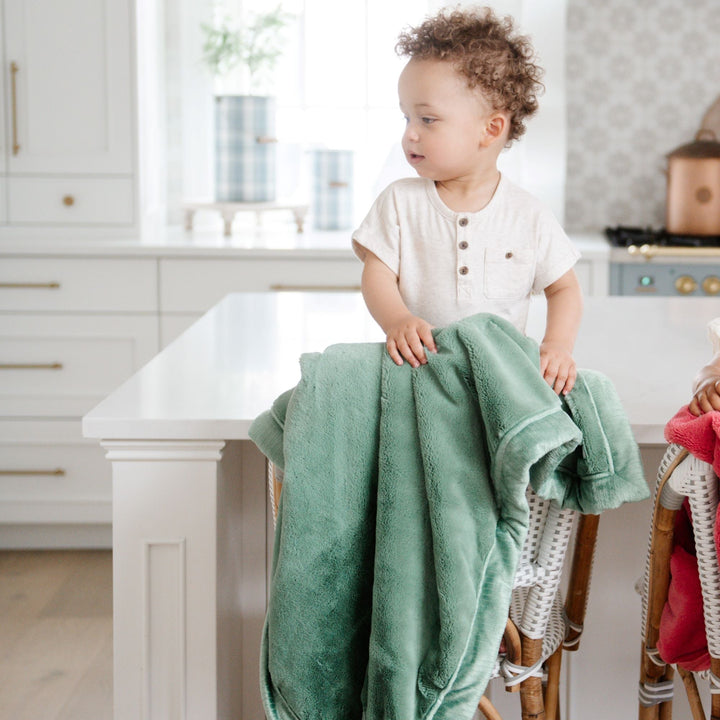 Cuddles and naps are easy with Seagrass Saranoni Lush Receiving Blanket, perfect for receiving blankets.