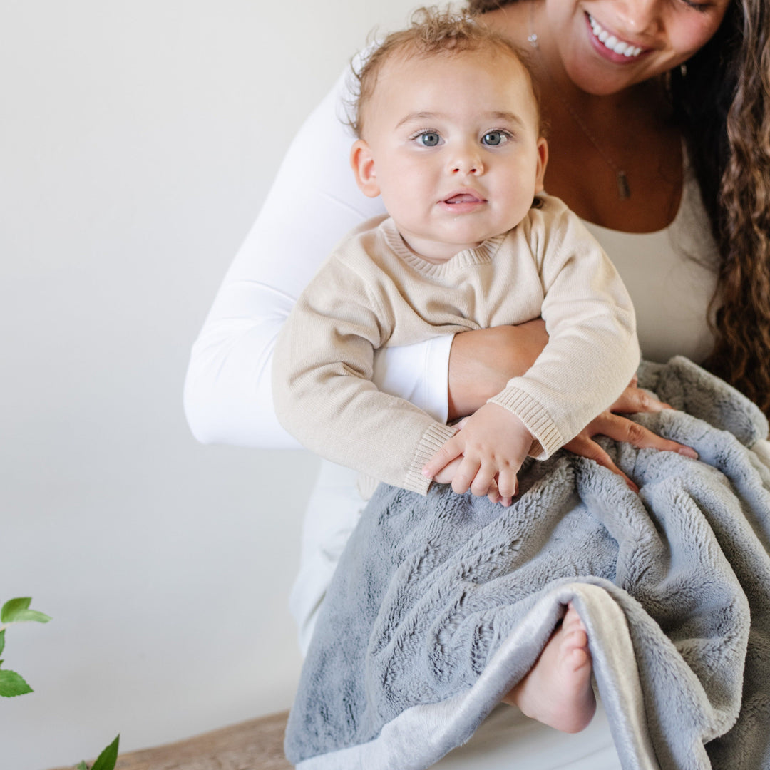 Keep toddlers comfy in the Gray Saranoni Lush Receiving Blanket, a plush best blankets for toddlers.