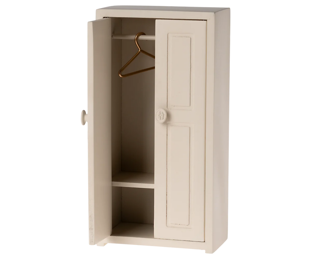 Maileg mouse house closet in cream