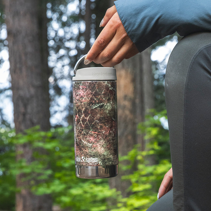 Close-up of Klean Kanteen 12oz TKWide Mossy Oak Rainbow Trout with Twist Cap, crafted from non toxic metal for safe hydration.