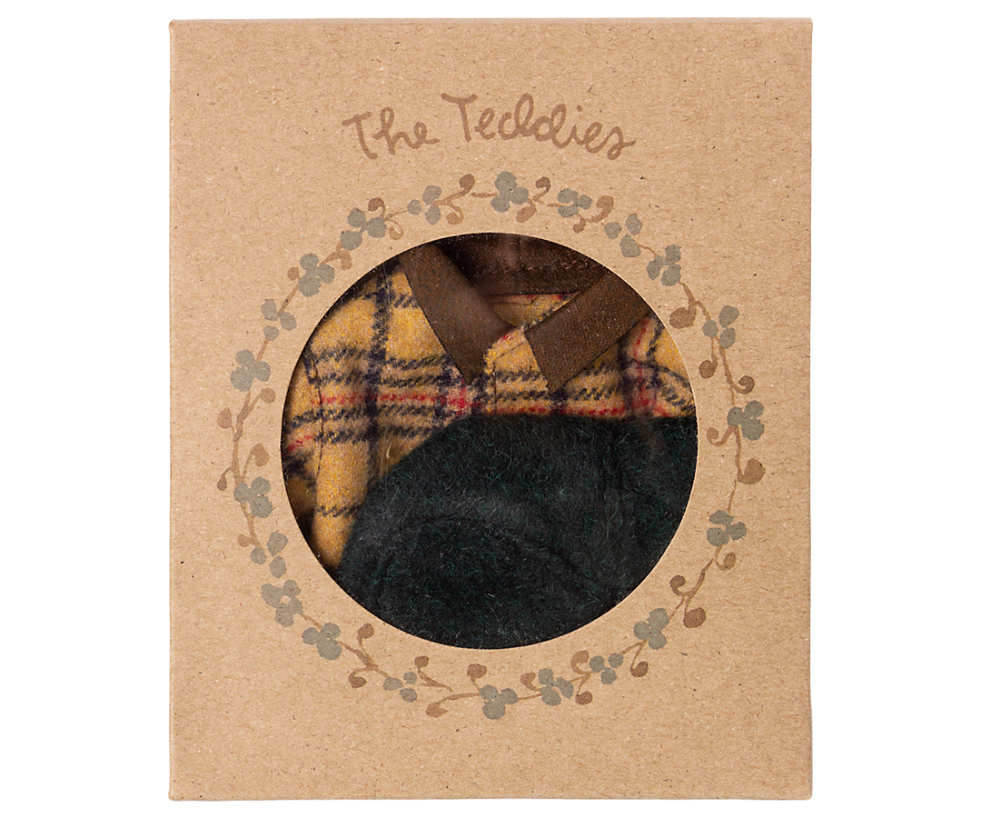 A rustic Maileg Woodsman Outfit, Teddy Dad set styled for adventures, part of Maileg outfits and clothing