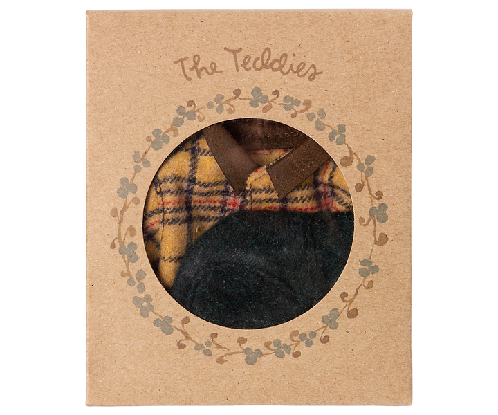 A rustic Maileg Woodsman Outfit, Teddy Dad set styled for adventures, part of Maileg outfits and clothing