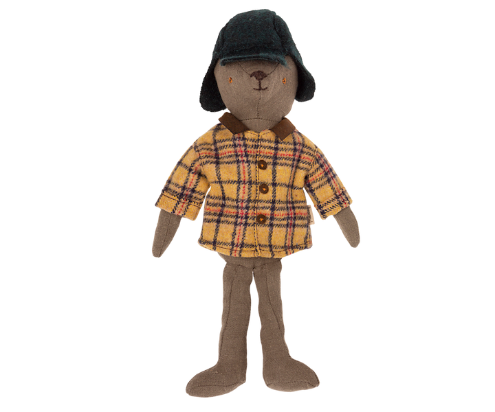 Teddy Dad dressed in Maileg Woodsman Outfit with warm hat, classic Maileg teddy bear clothes for play
