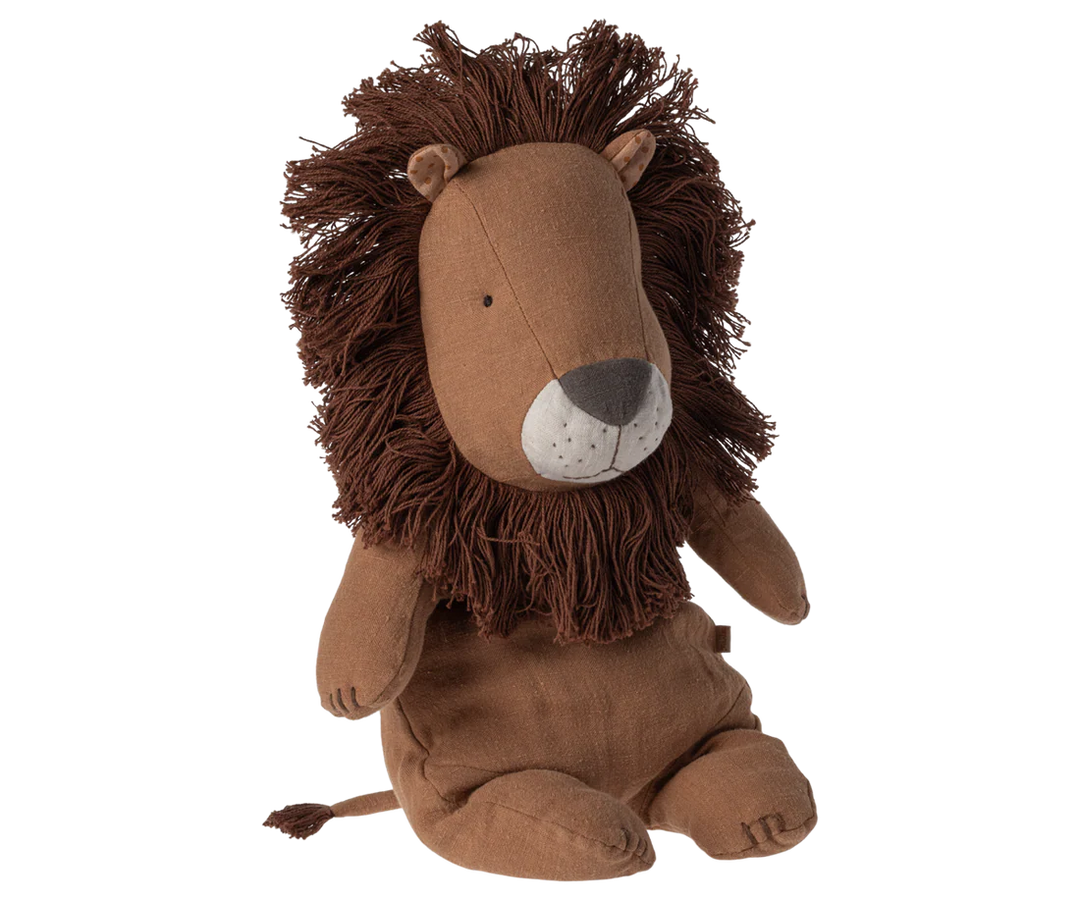 Perfect for snuggles or display, the Safari Friends Lion by Maileg is a sweet addition to any plush toys collection