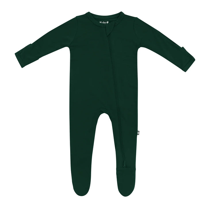 Cozy up your infant in the Evergreen Kyte Baby Zippered Footie, perfect baby pajamas for softness.