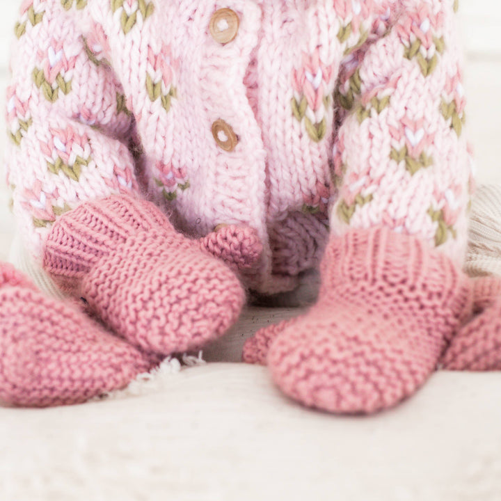 Huggalugs Garter Stitch Mittens Rosy for Toddlers & Kids keep little hands warm with cozy baby winter mittens.