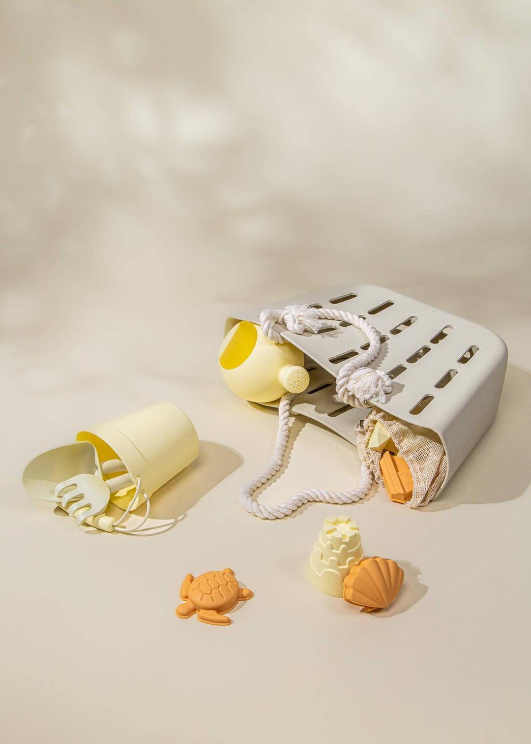 Designed for active play, the Coco Village 5 Silicone Sand Moulds in Multicolor are a smart developmental toy option.