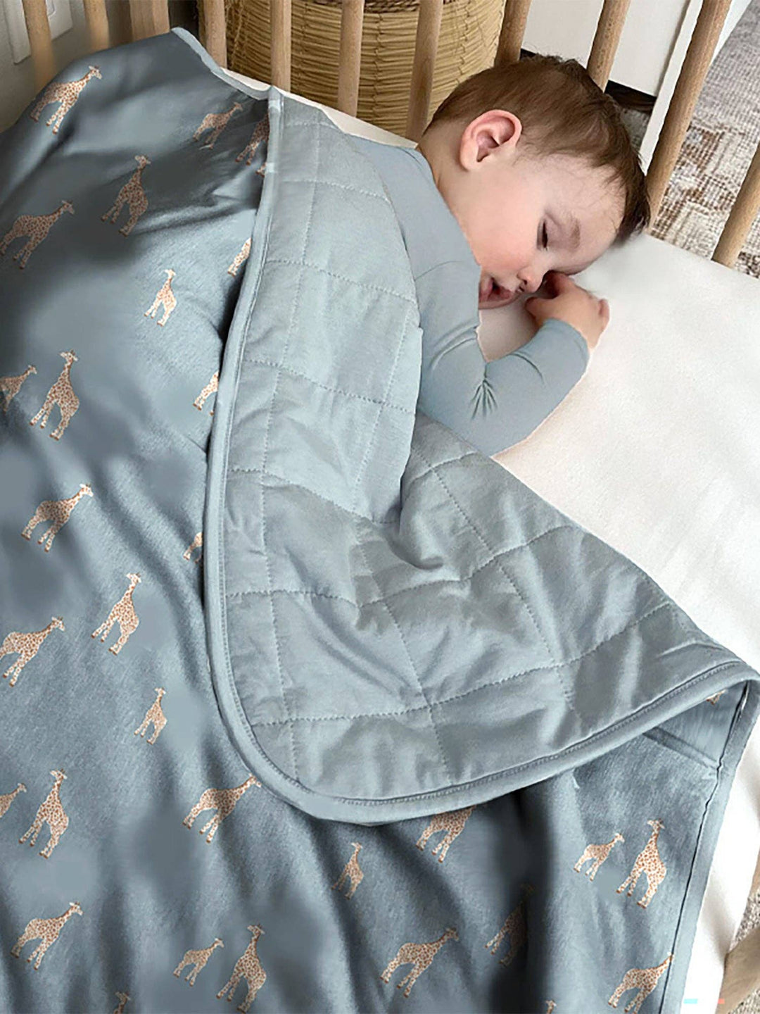 Gunamuna Cloud Comforter Blanket in Giraffe, soft baby girl blanket for comfort.