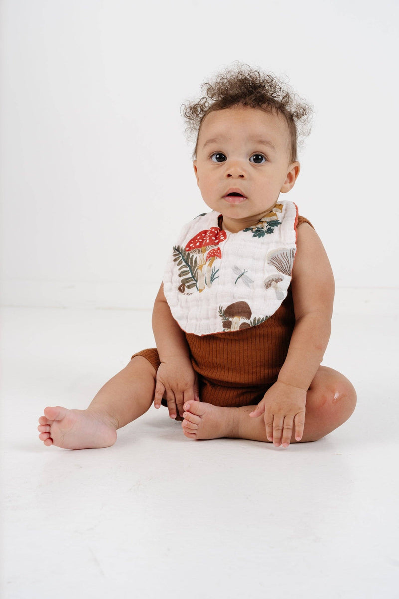 clementine kids mushroom bib 