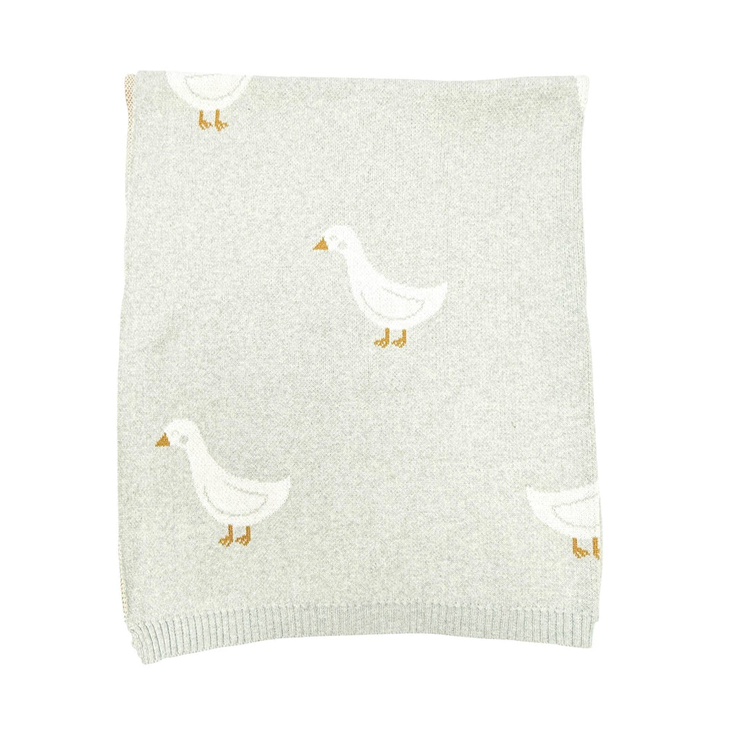 Wrap toddlers in Viverano Organics Duck Waddle Baby Blanket, a soft toddler blanket perfect for play or quiet rest.