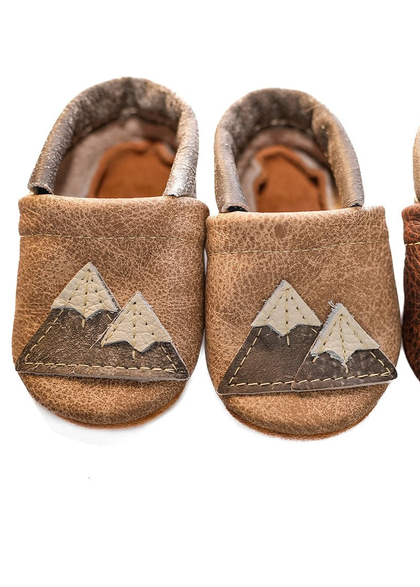 Starry Knight Design Latte Mountains Leather Baby Shoes Hazel & Fawn