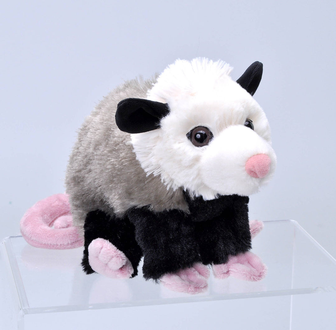 Cuddly and realistic, the Wild Republic CK-Mini Opossum Stuffed Animal 8" makes a fun plush toy for kids and collectors.