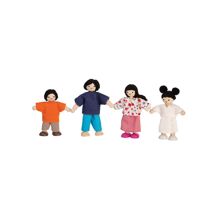 PlanToys Doll Family Fair Skin Tone in packaging – sustainable rubber wood four-piece family doll set in gift box