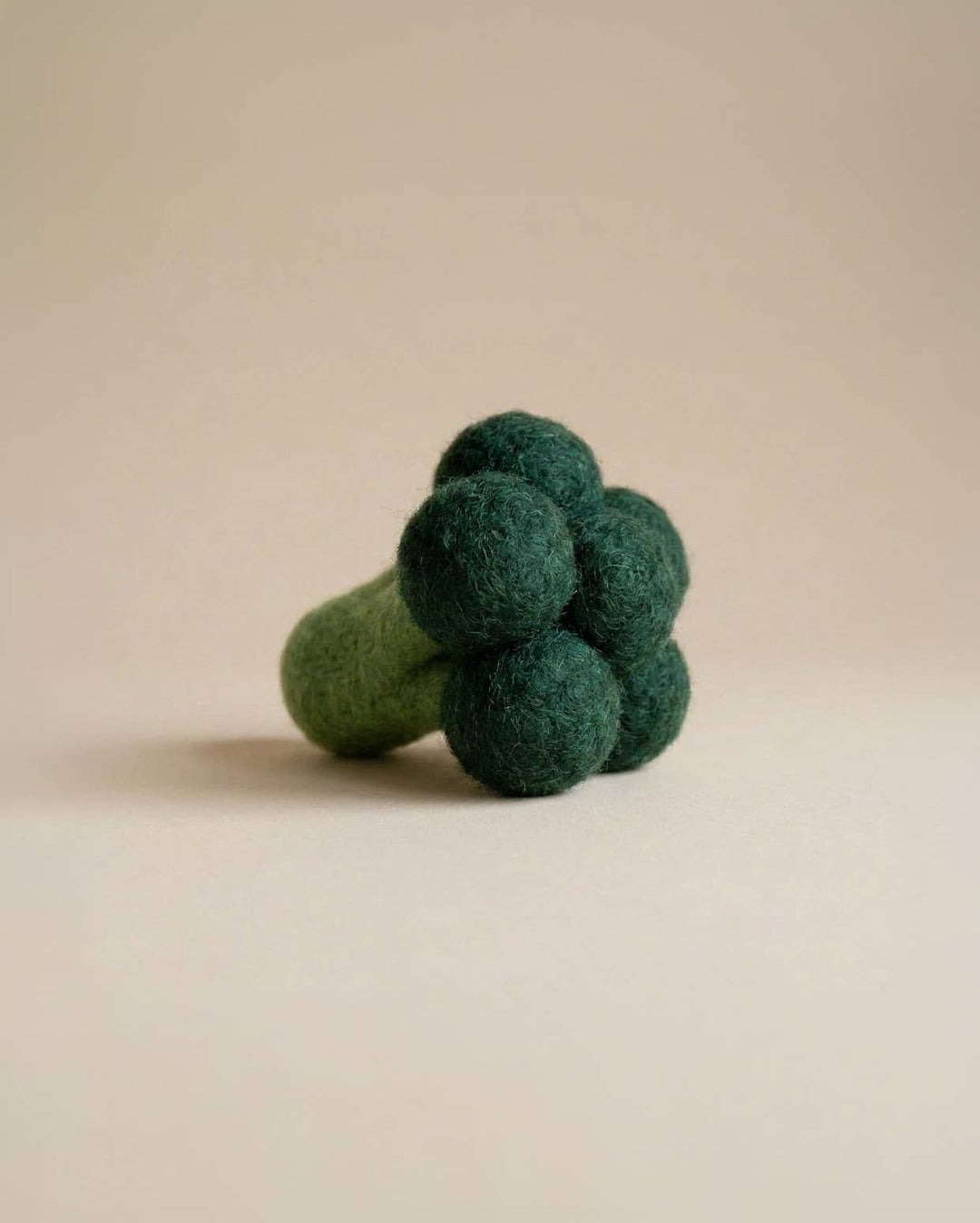 Felt Broccoli play food by Kaddu, perfect Waldorf pretend cooking toy