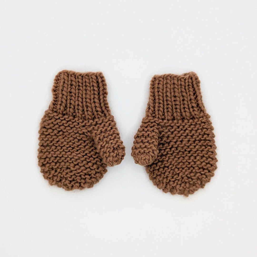 huggalugs garter stitch knit baby mittens in pecan color