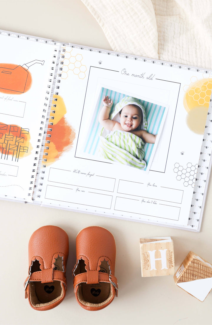Luxury Baby Memory Book | Honey Bee