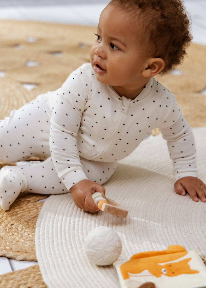 Designed for little hands and growing minds, the Coco Village Baby First Toys Gift Box supports play-based learning from the very first day.