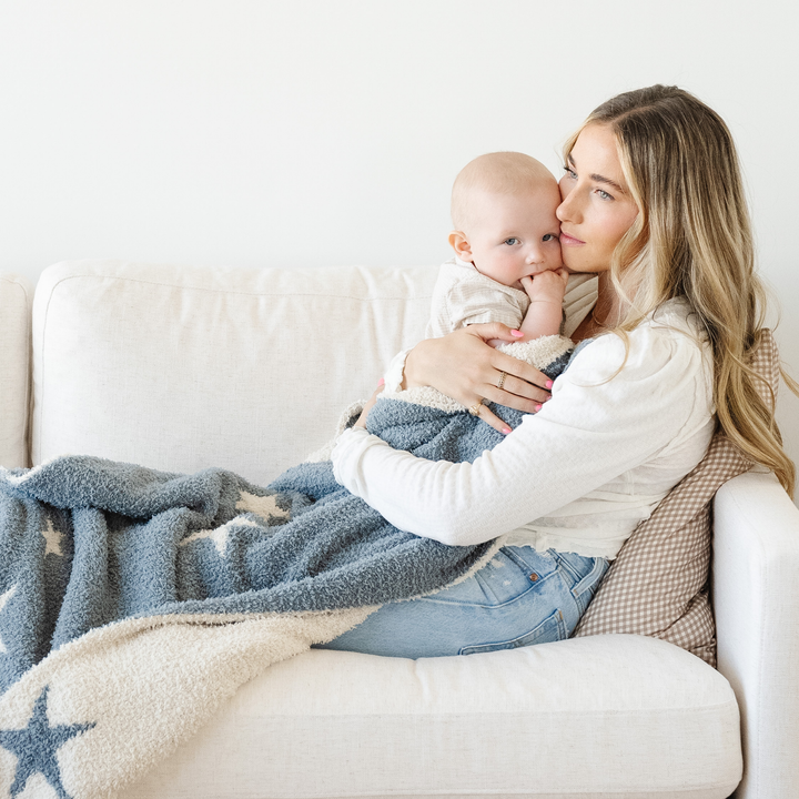 Nightfall Navy color Saranoni Double-Layer BAMBONI¨ Toddler Blankets bring warmth and security like a baby knit blanket.