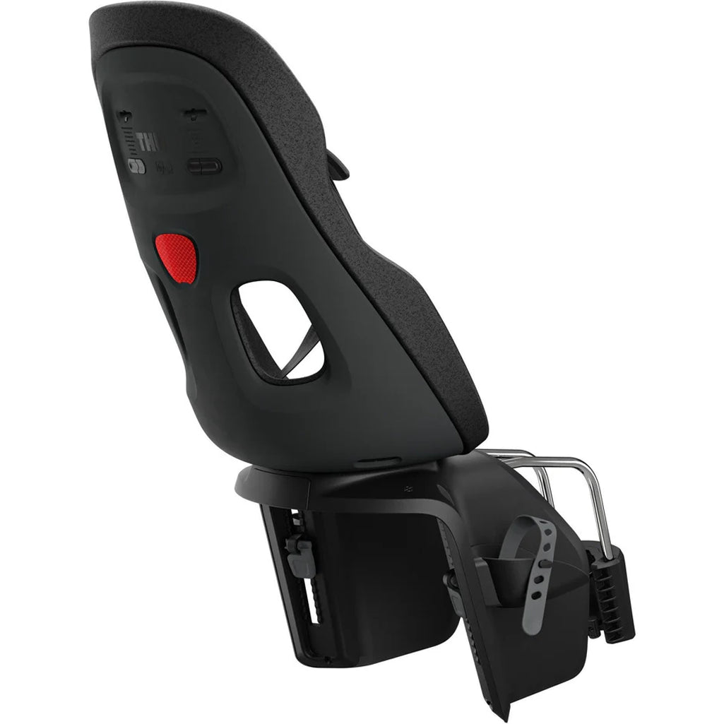 Black Thule Yepp Nexxt2 Maxi Frame Mount, a sleek and ergonomic Thule bike seat.