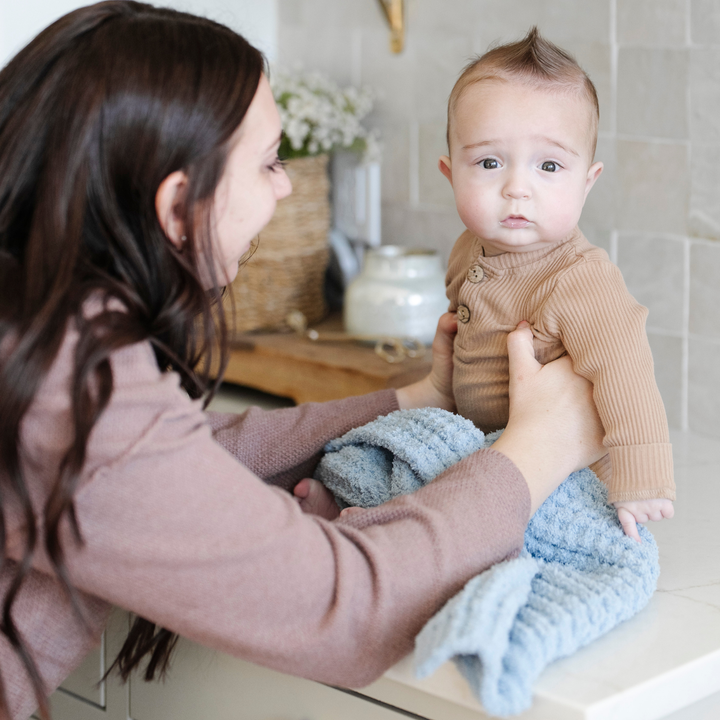 Saranoni Waffle Knit Mini Blanket in Blue Jay gives clean texture and versatile softness, built for Toddler blanket use.