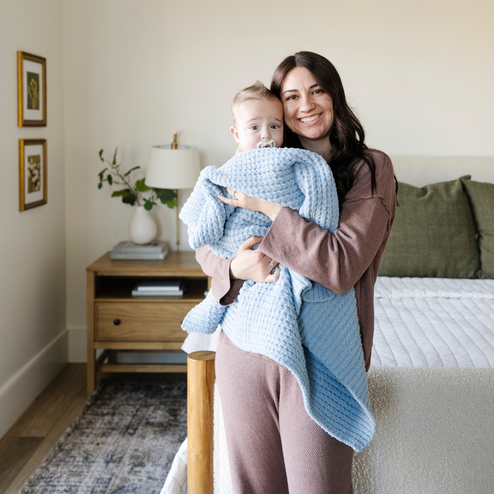 Wrap baby in comfort with the Blue Jay Saranoni Waffle Knit Receiving Blanket, a baby knit blanket choice.