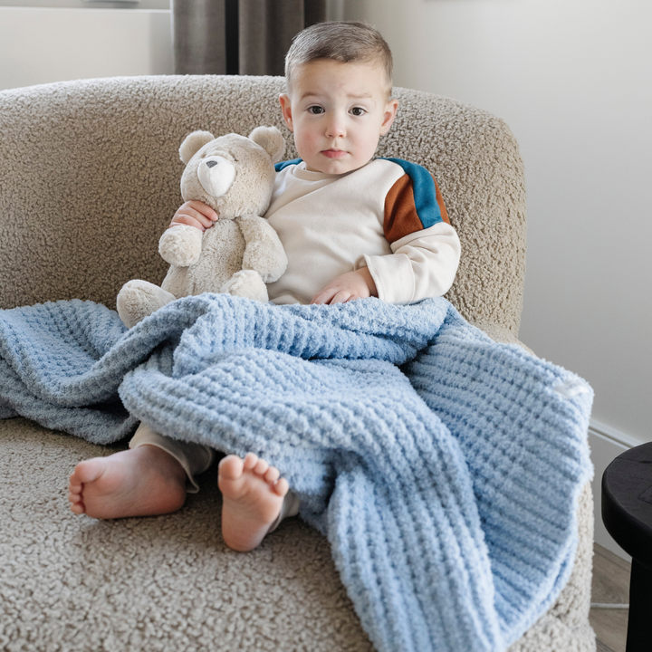 Saranoni Waffle Knit Toddler Blanket in Blue Jay ensures your child stays cozyÑan ideal baby boy blanket.