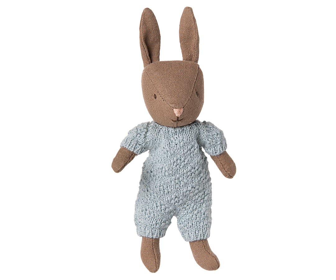 A cozy setup featuring the Maileg Micro Bunny in brown/blue, ideal for a Maileg mini doll house.