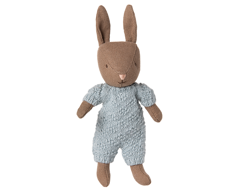 A cozy setup featuring the Maileg Micro Bunny in brown/blue, ideal for a Maileg mini doll house.