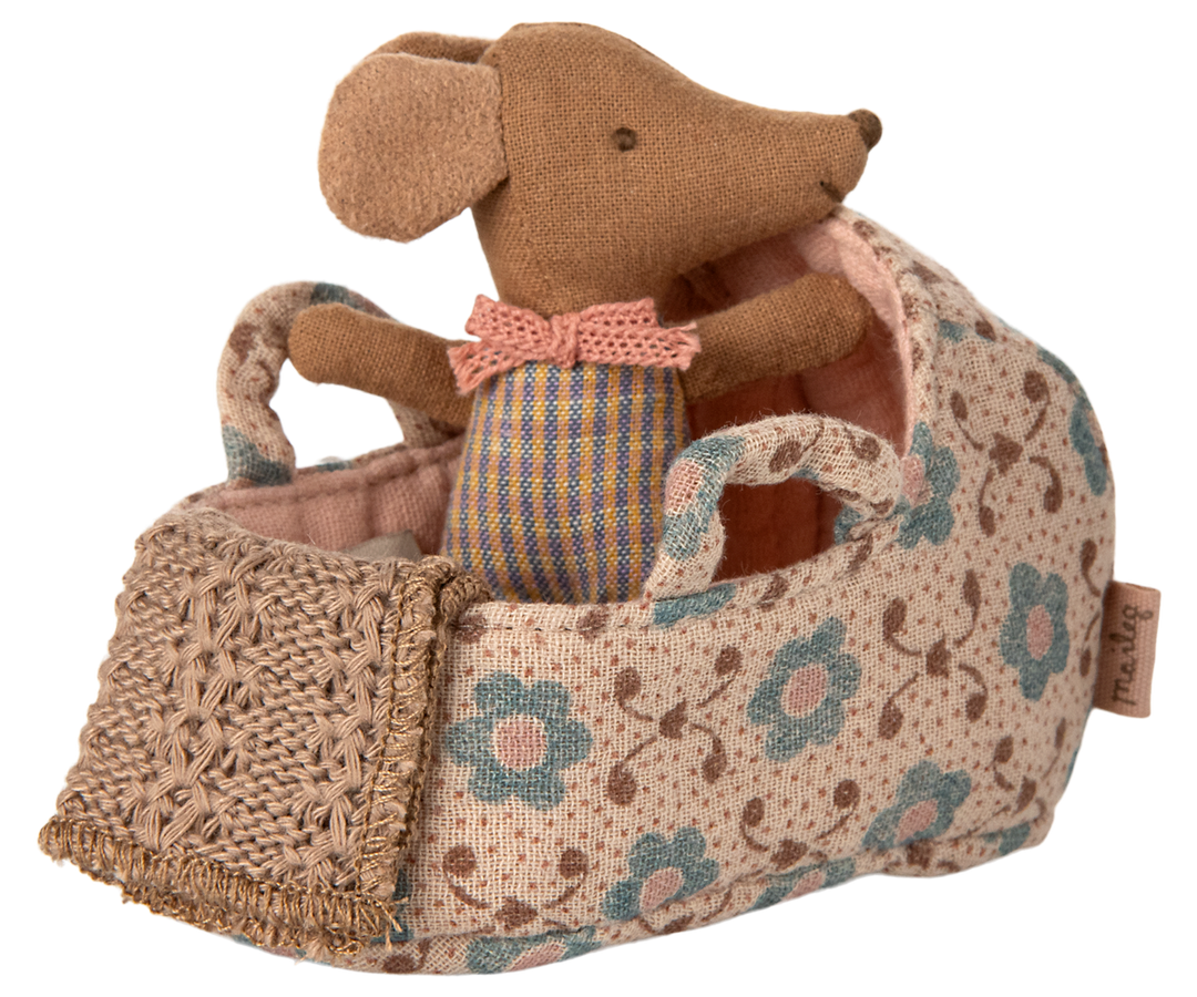 A sweet Maileg Mouse Carry Cot displayed in soft tones, ideal for creating playful Maileg mouse moments.