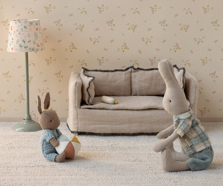 Captured in Brown/Blue, the Maileg Bunny Set Micro delivers understated charm for a modern Maileg doll display.
