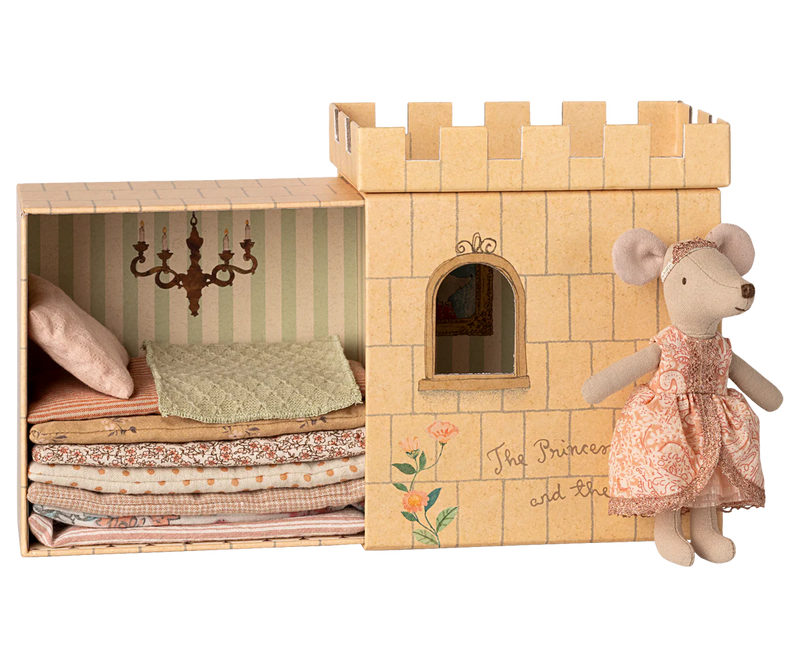 maileg princess and the pea big sister mouse dollhouse mice