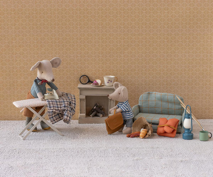 A detailed Maileg Grandad Mouse stands ready for imaginative play with dolls of all sizes.