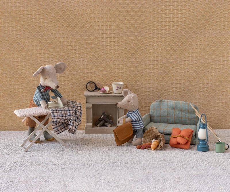 A detailed Maileg Grandad Mouse stands ready for imaginative play with dolls of all sizes.