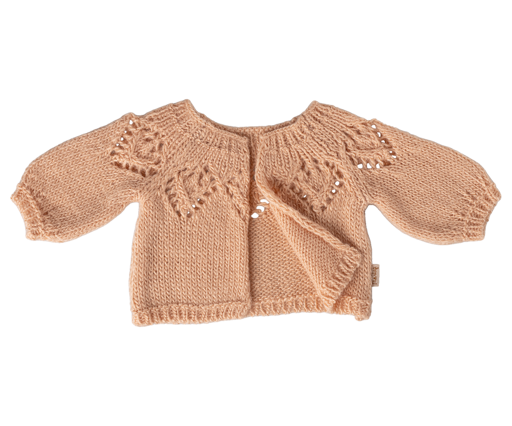 Maileg size 4 light rose cardigan close-up showing delicate lace knit pattern, soft pink tone