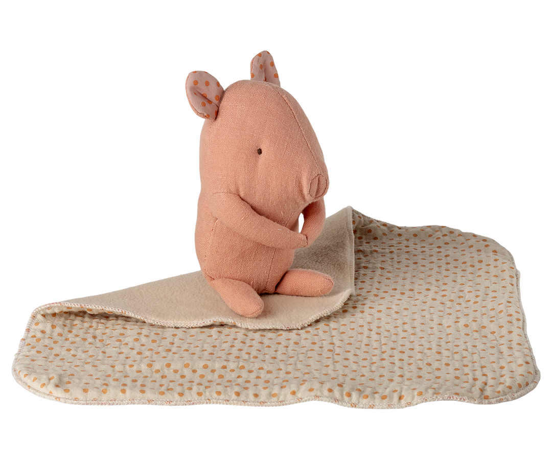 Maileg Lullaby Friends Pig Mini Rose with matching cuddle cloth, soft linen newborn comforter set