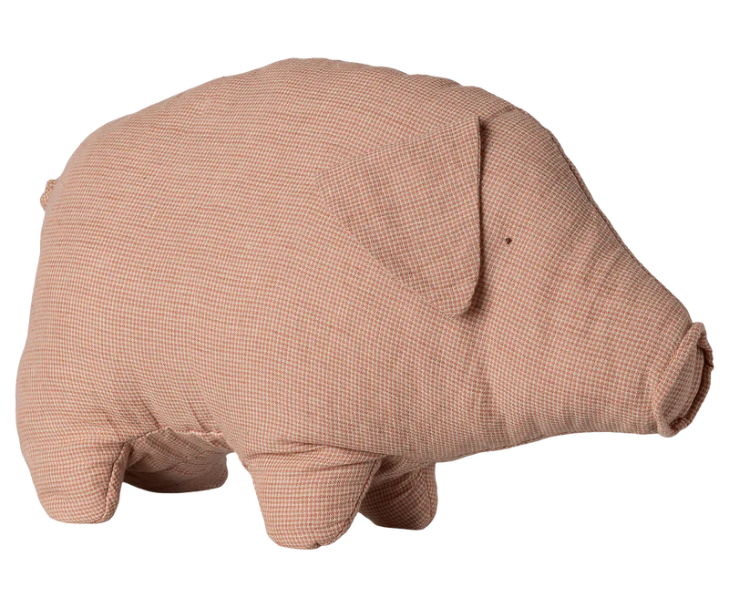 Perfect for gifting, Maileg Polly Pork stuffies add charm to any toy collection