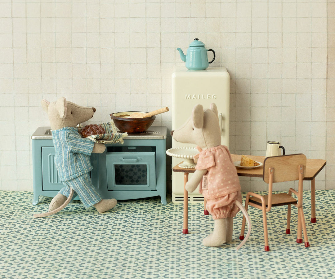 Maileg mouse blue kitchen miniature for dollhouse pretend play